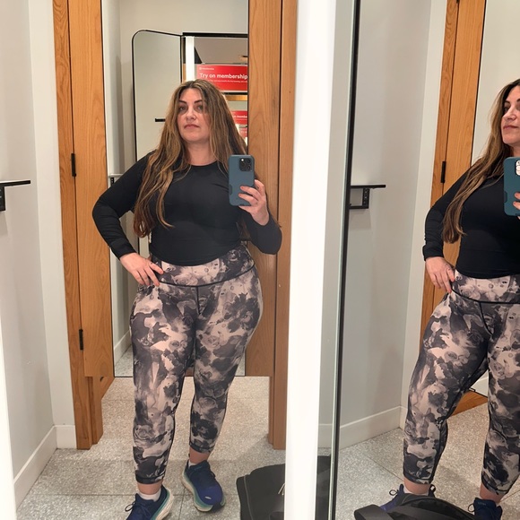 Meet your Posher, Lexi - Picture 3 of 4